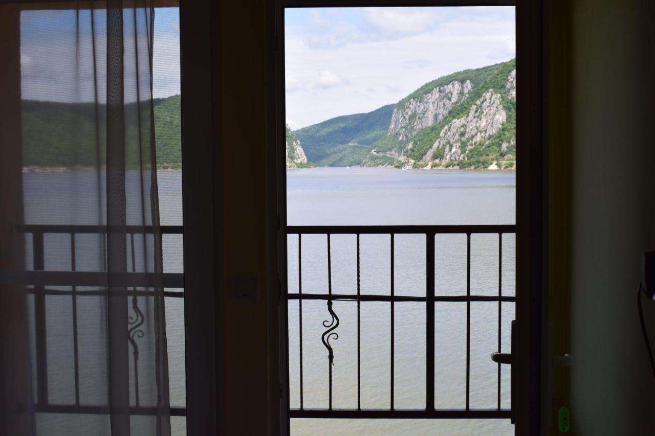 Casa Beasarah. Villa Dubova Eksteriør bilde