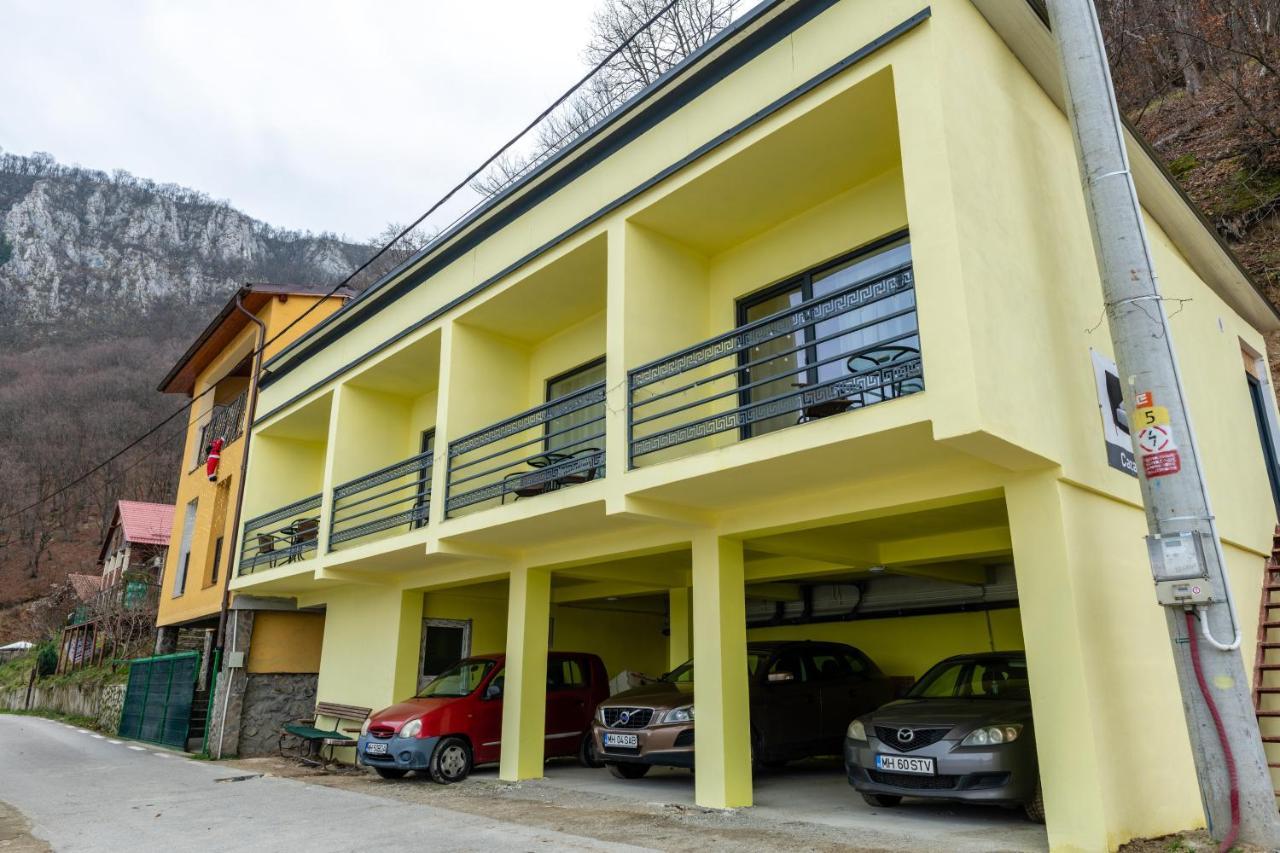 Casa Beasarah. Villa Dubova Eksteriør bilde